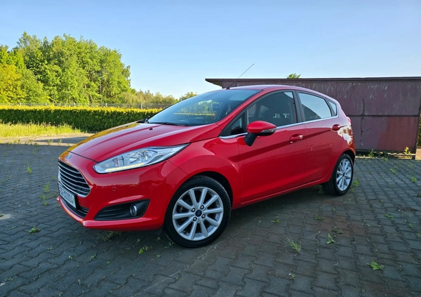 Ford Fiesta cena 33800 przebieg: 169000, rok produkcji 2015 z Radom małe 562